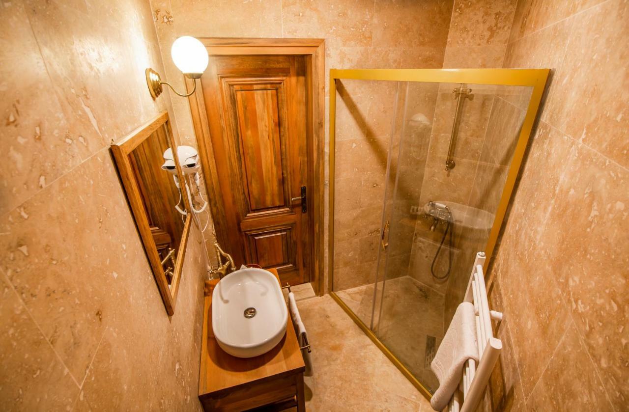 ikarus Cappadocia Hotel Üçhisar Exteriör bild
