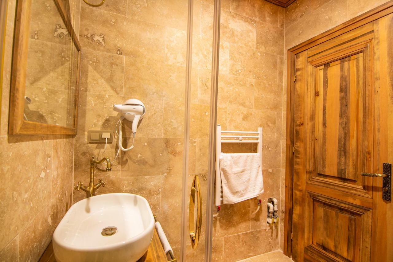 ikarus Cappadocia Hotel Üçhisar Exteriör bild